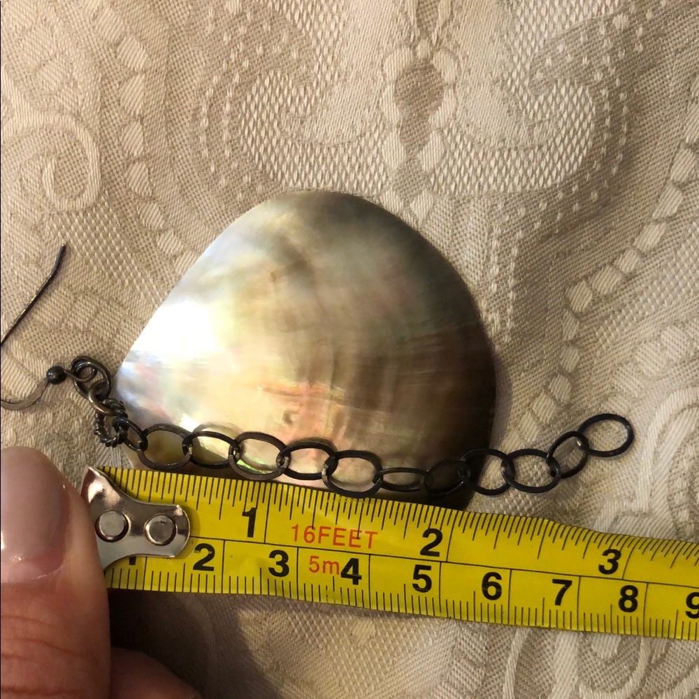 Shell Dangle Earrings - image 5